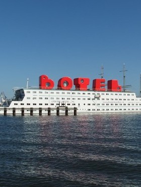 Botel